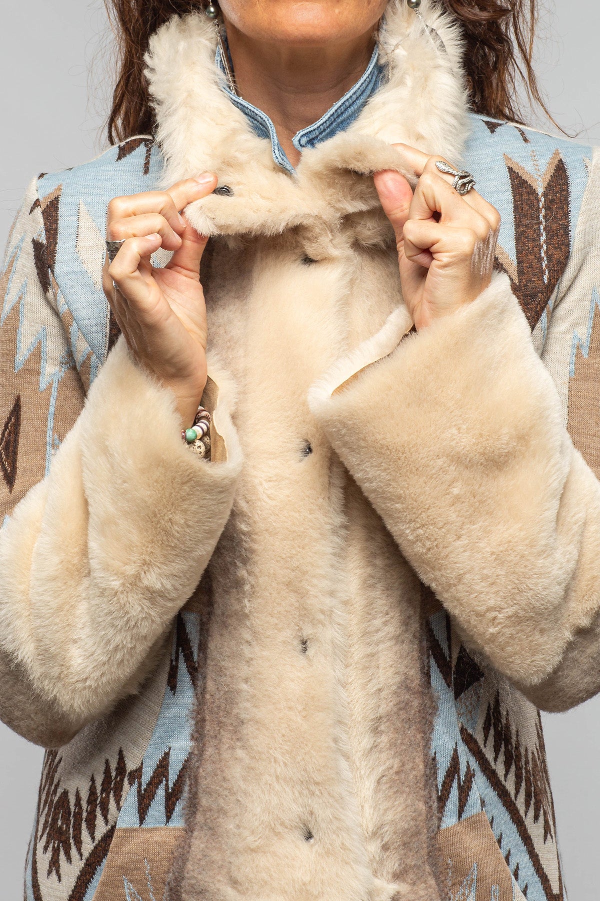 Artico Sawatch Shearling Coat In Palomino Ladies - Outerwear - Shearling