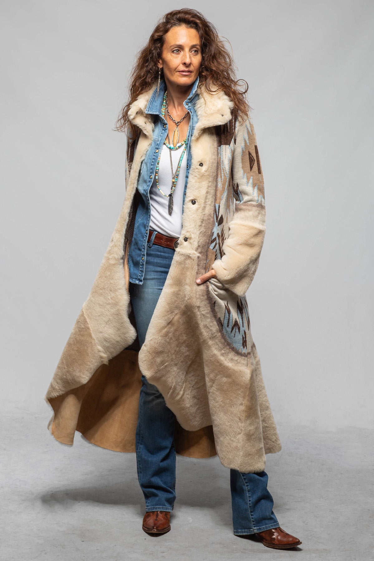 Artico Sawatch Shearling Coat In Palomino Ladies - Outerwear - Shearling