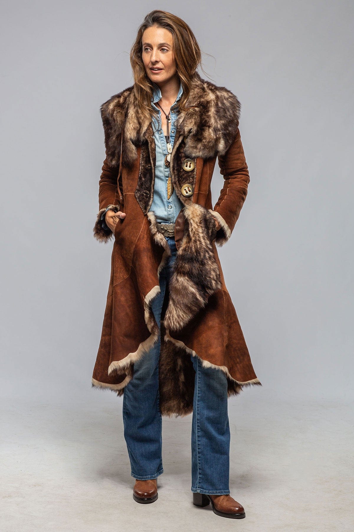 Wild Reversible Long Shearling In Ranch Brown - AXEL'S