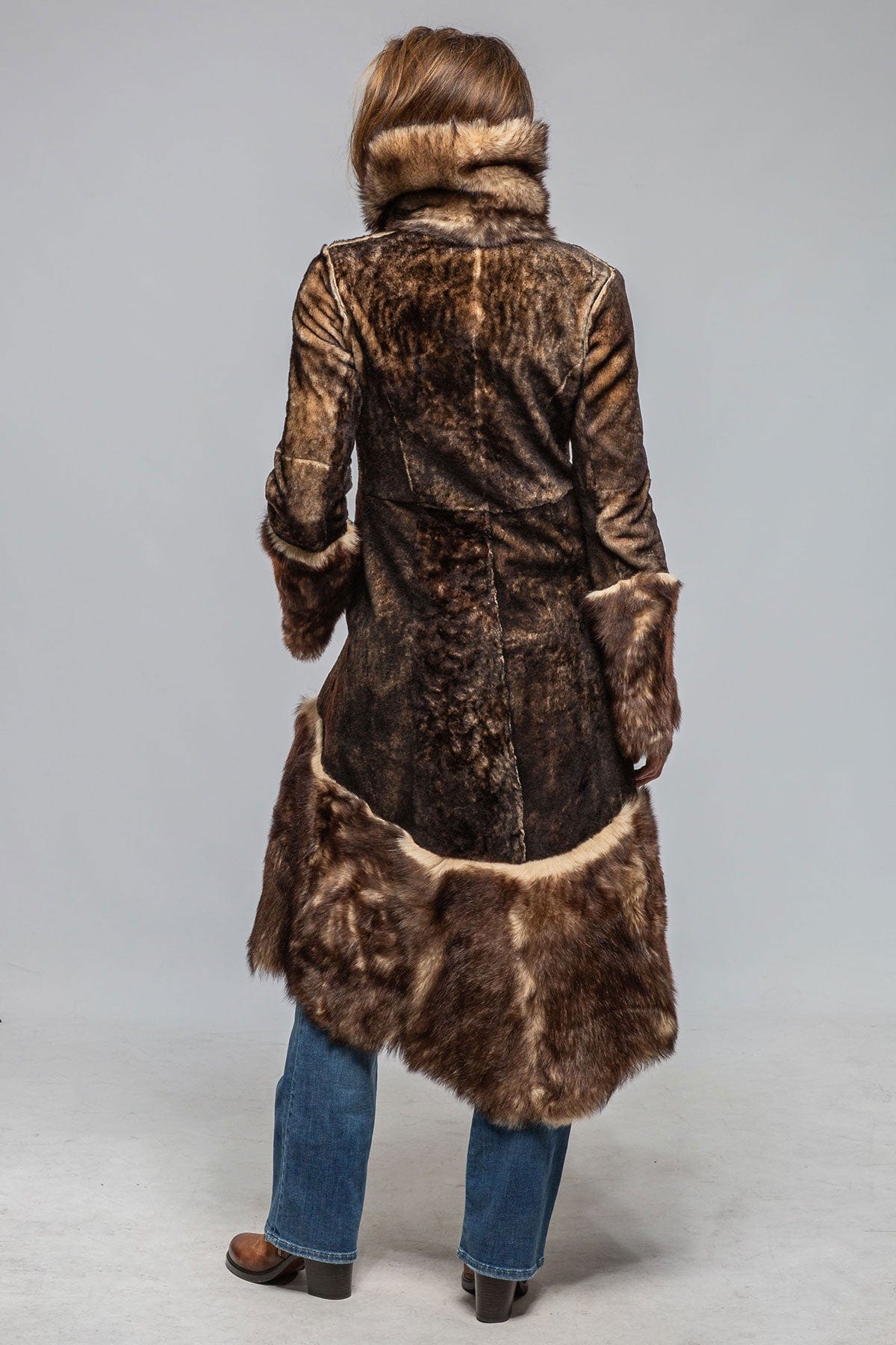 Wild Reversible Long Shearling In Ranch Brown - AXEL'S