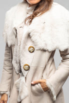 Wild Reversible Long Shearling In Snowdrift - AXEL'S