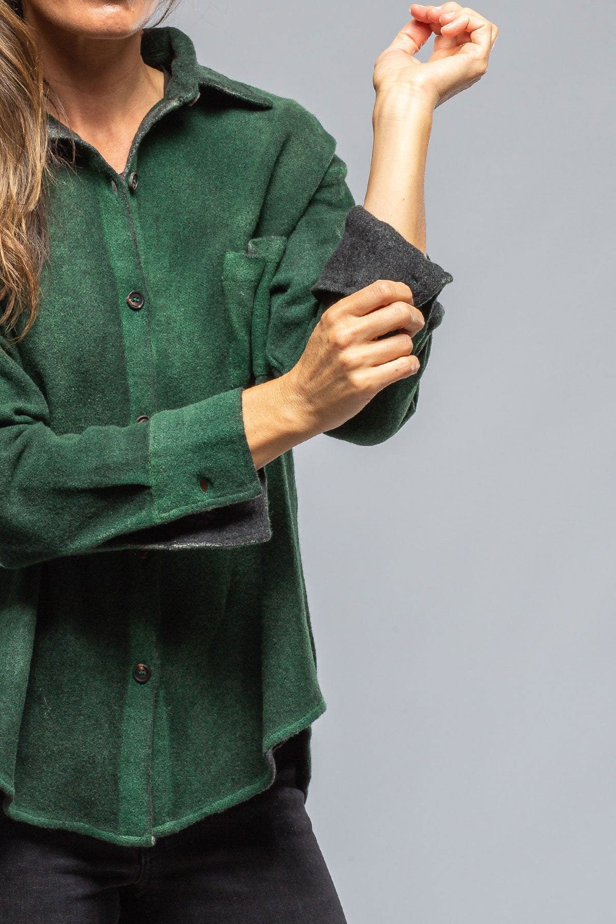 Amy Cashmere Shirt In Shaded Green - AXEL'S