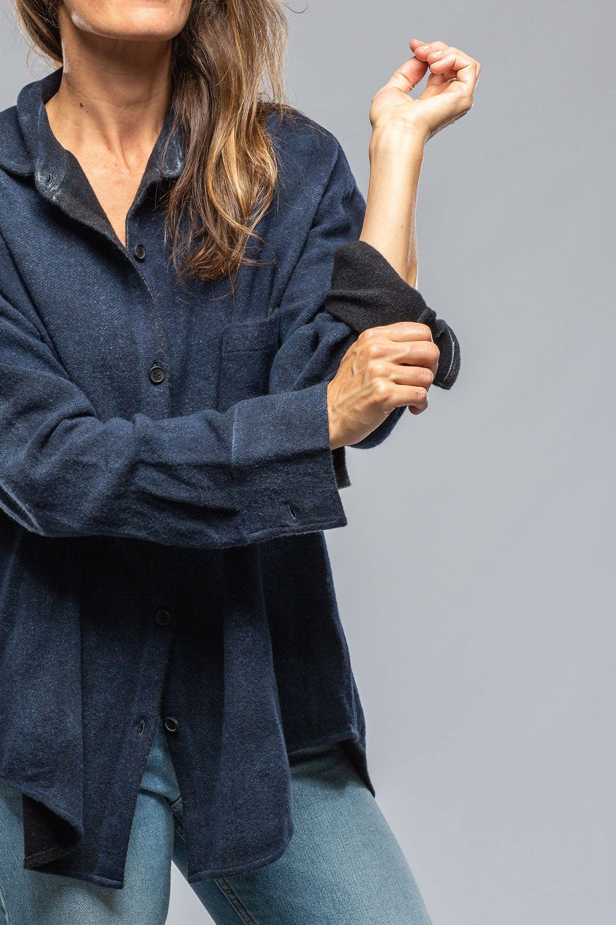 Amy Cashmere Shirt In Shaded Midnight - AXEL'S