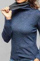 Avant Toi Elkie Reversible Sweater In Midnight Ladies - Sweaters