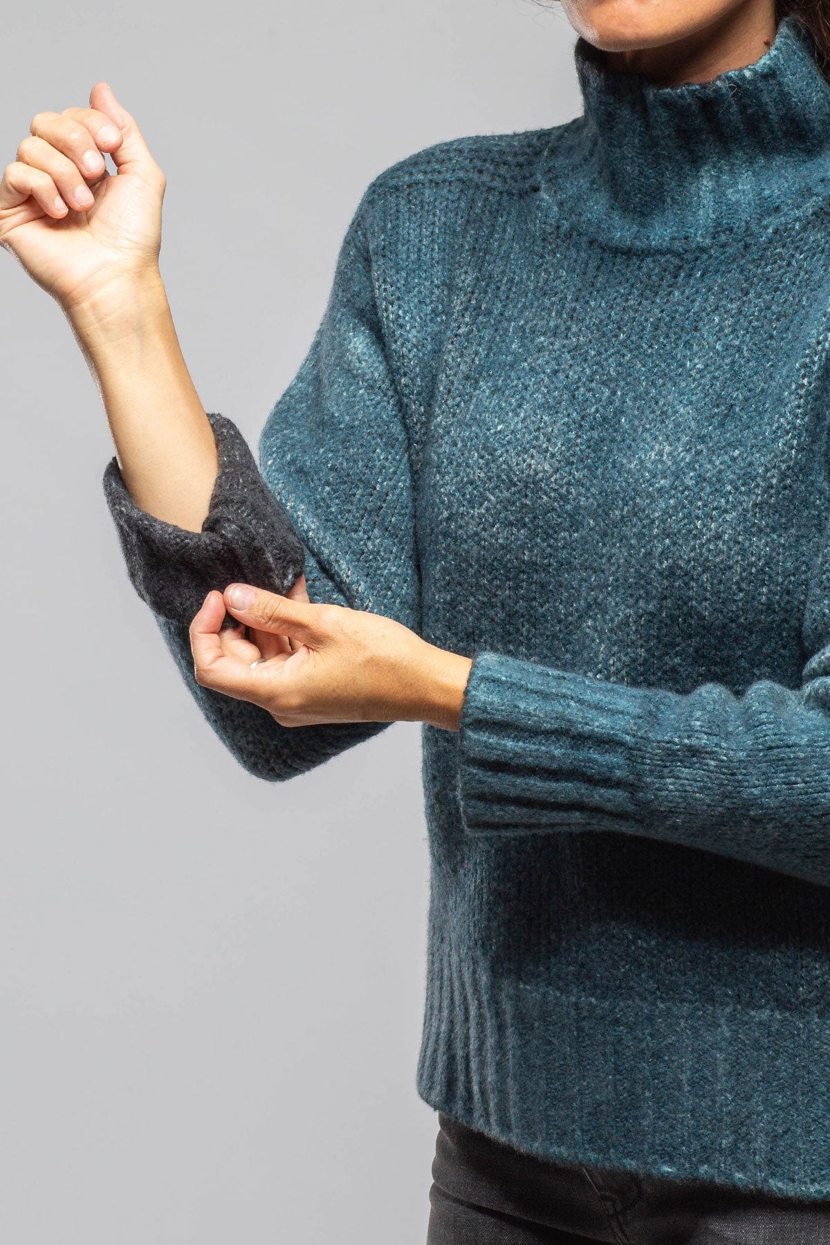 Frecha Cashmere Silk Sweater In Laguna - AXEL'S