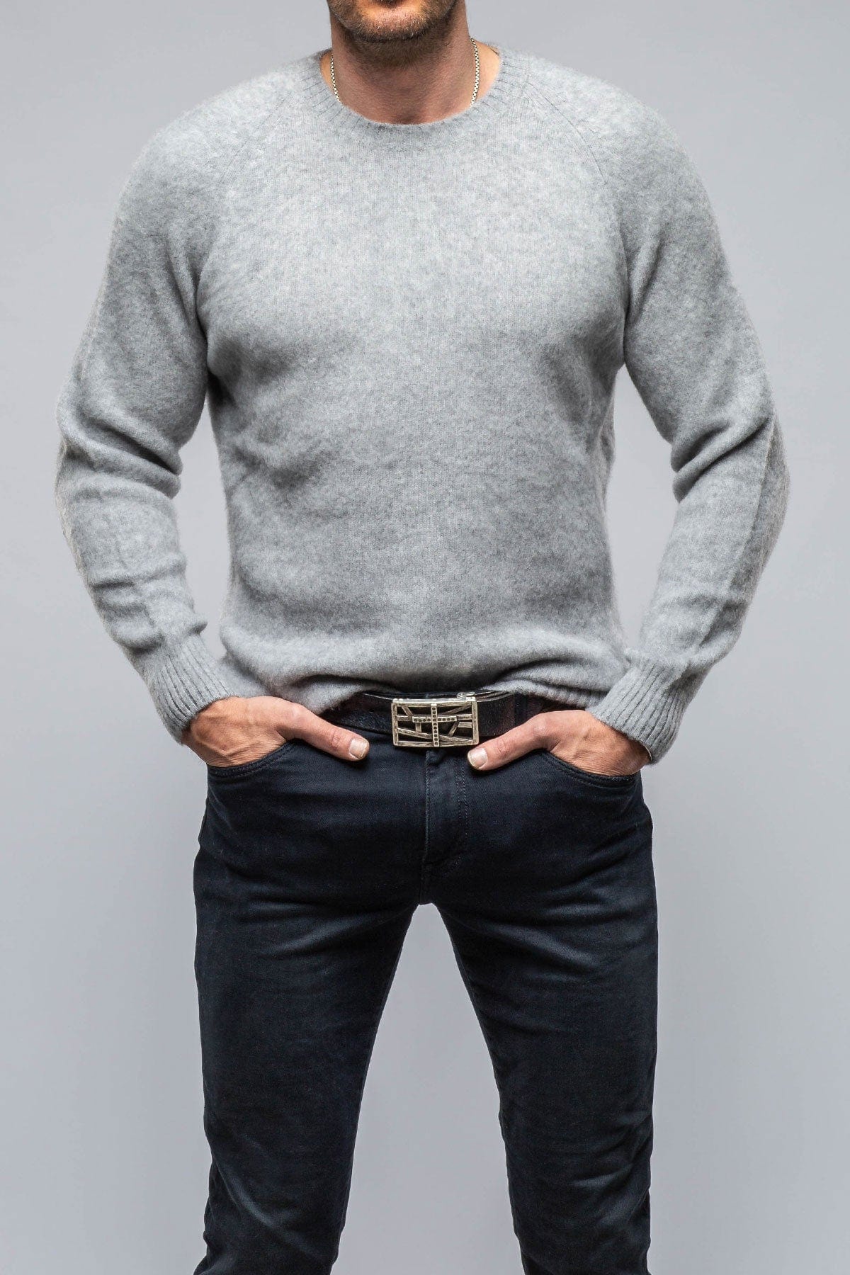Henry Crew Neck Cashmere Sweater In Stone Grey - AXEL'S