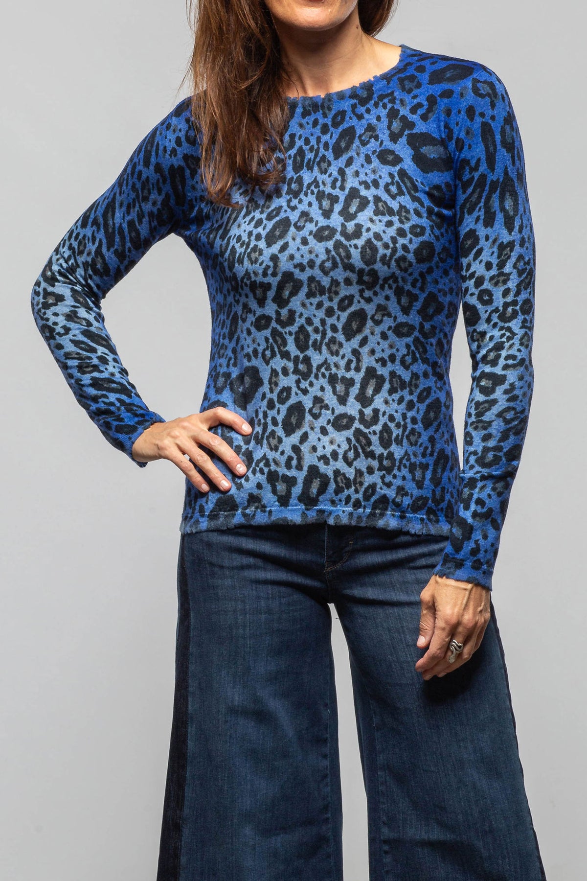 Avant Toi Leopard Print Hand Painted Cashmere Silk Sweater In Blue Ladies - Sweaters