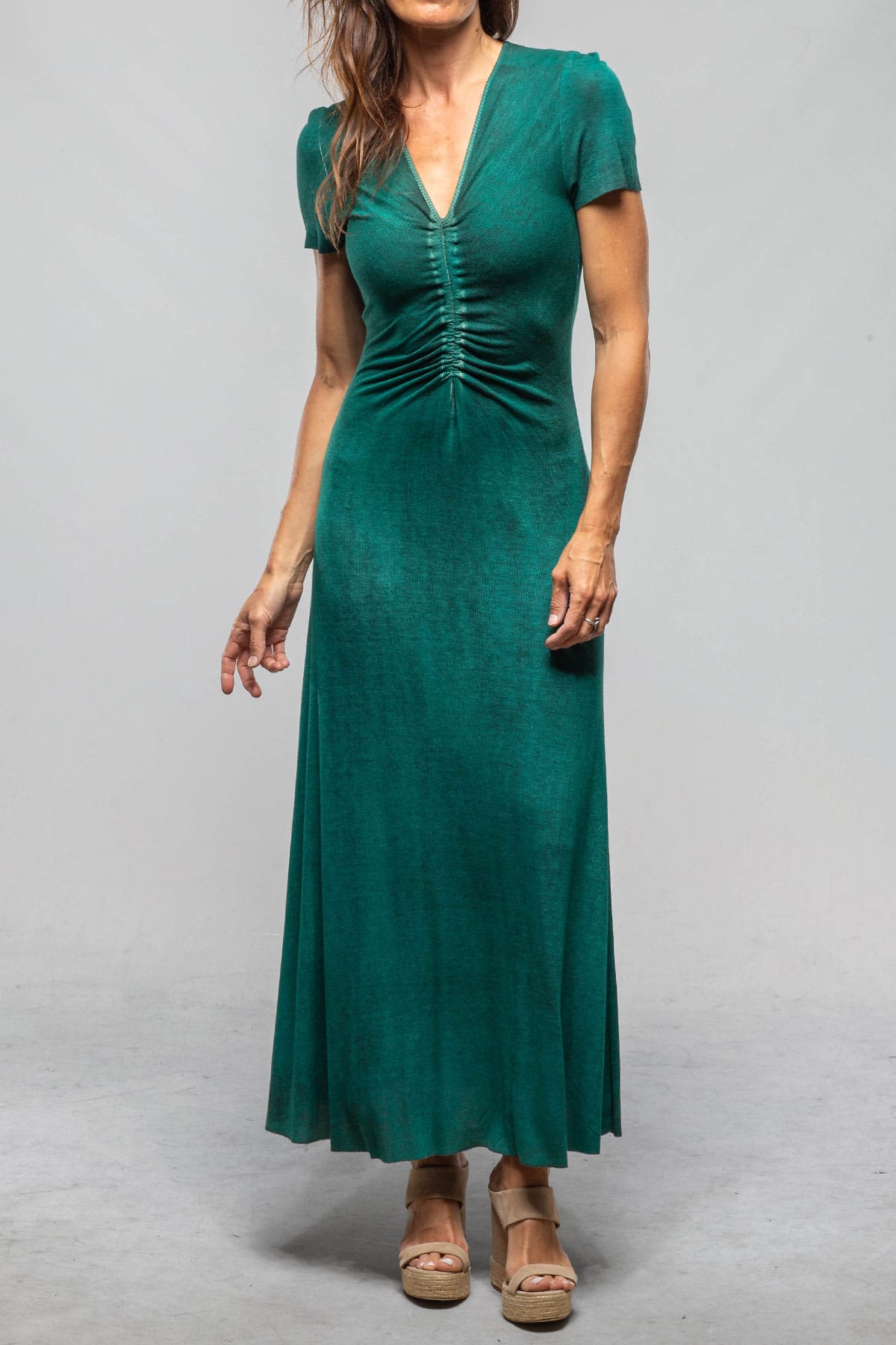 Quay Short Sleeve Ribbed Modal Dress In Dark Mint - AXEL'S