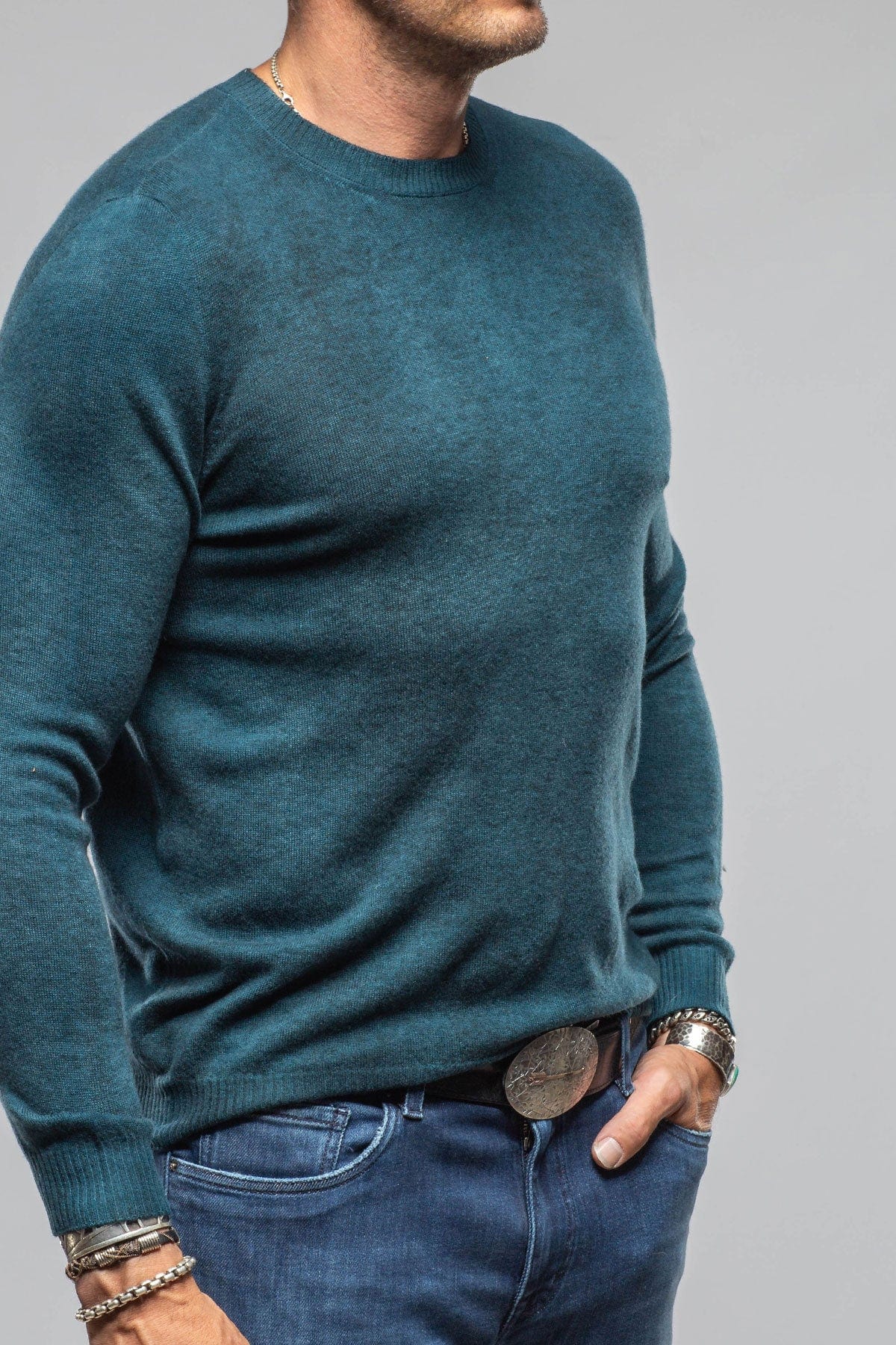 Sundust Cashmere Crew Sweater In Laguna - AXEL'S
