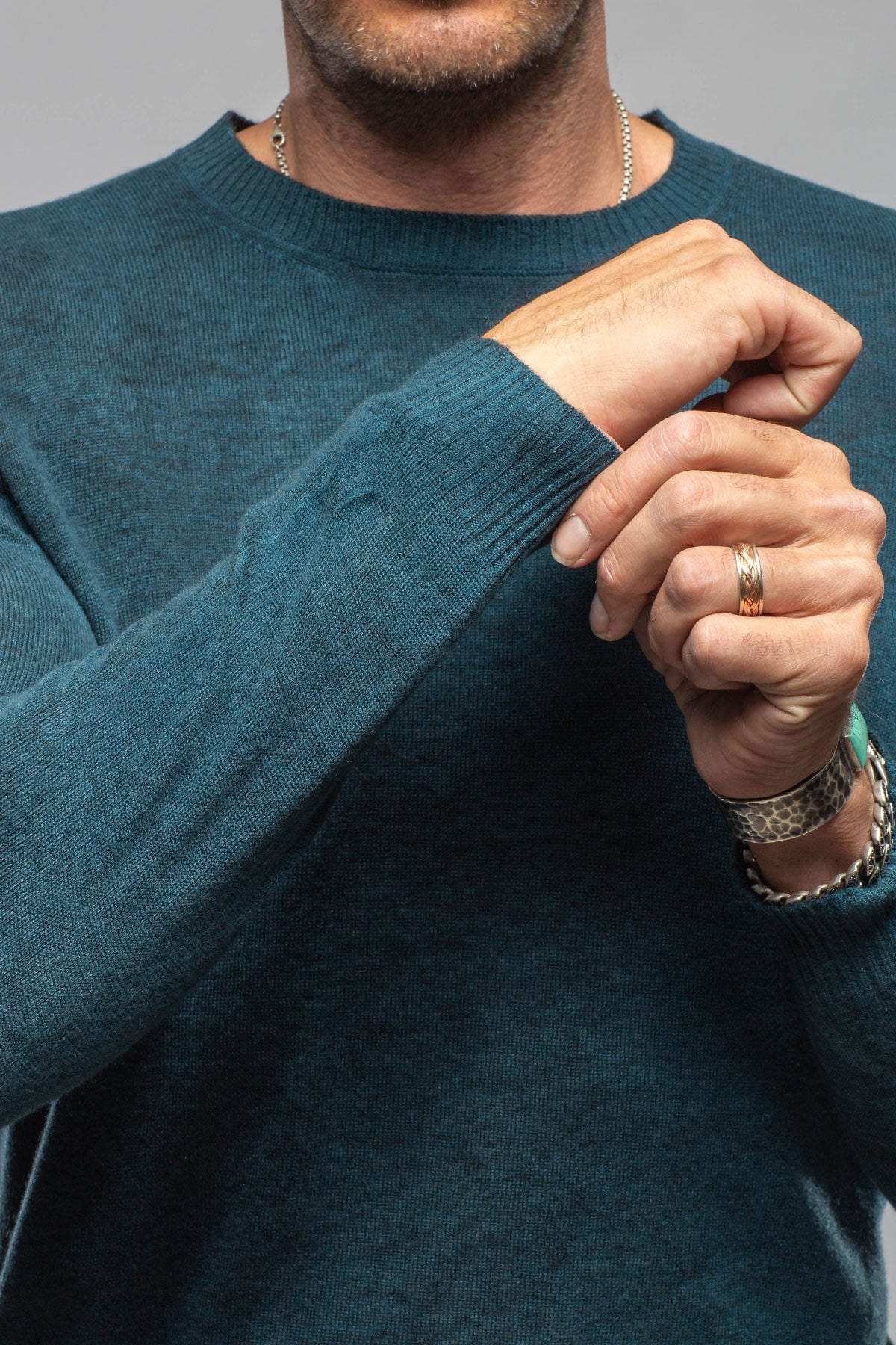 Sundust Cashmere Crew Sweater In Laguna - AXEL'S