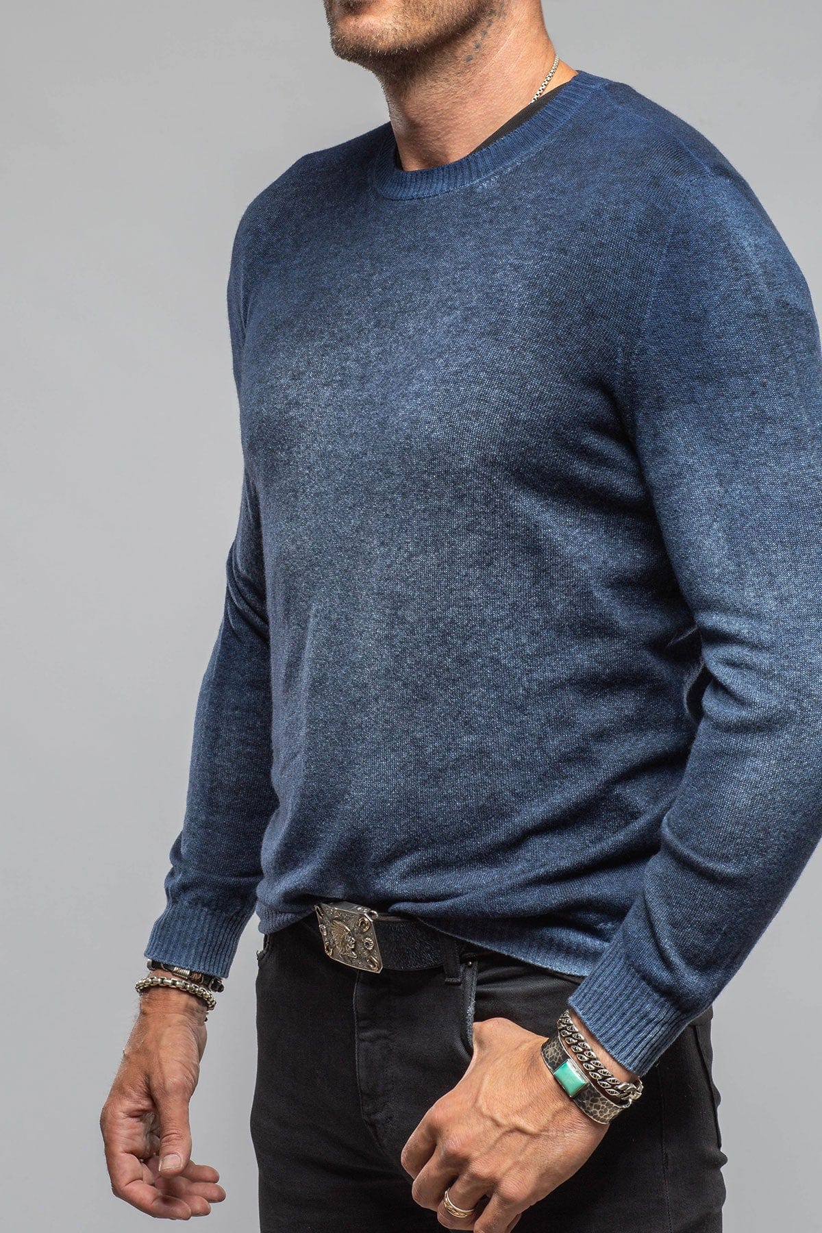 Sundust Cashmere Crew Sweater In Midnight - AXEL'S