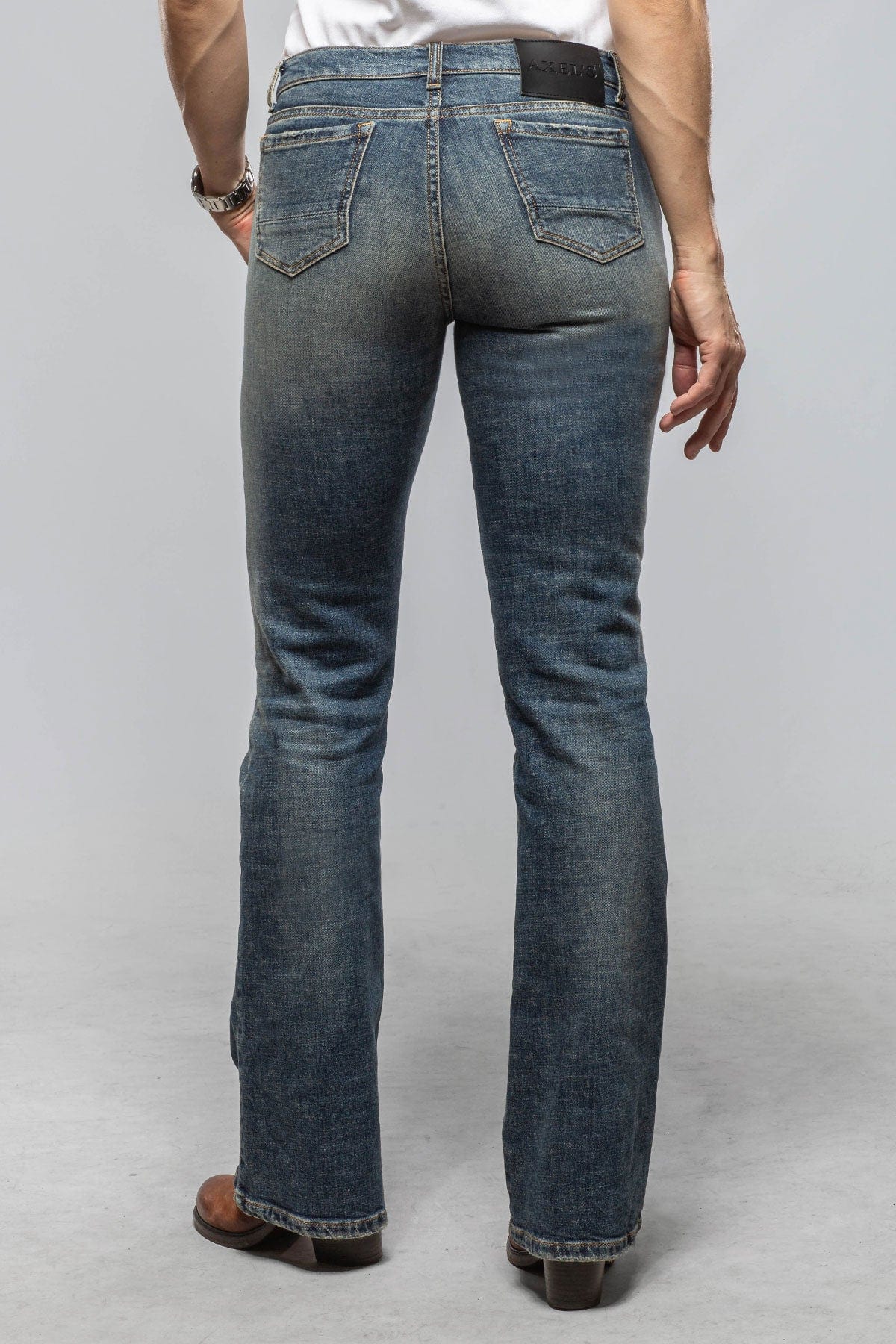 Sundance Boot Cut Jean In Dark Navajo Wash - AXEL'S