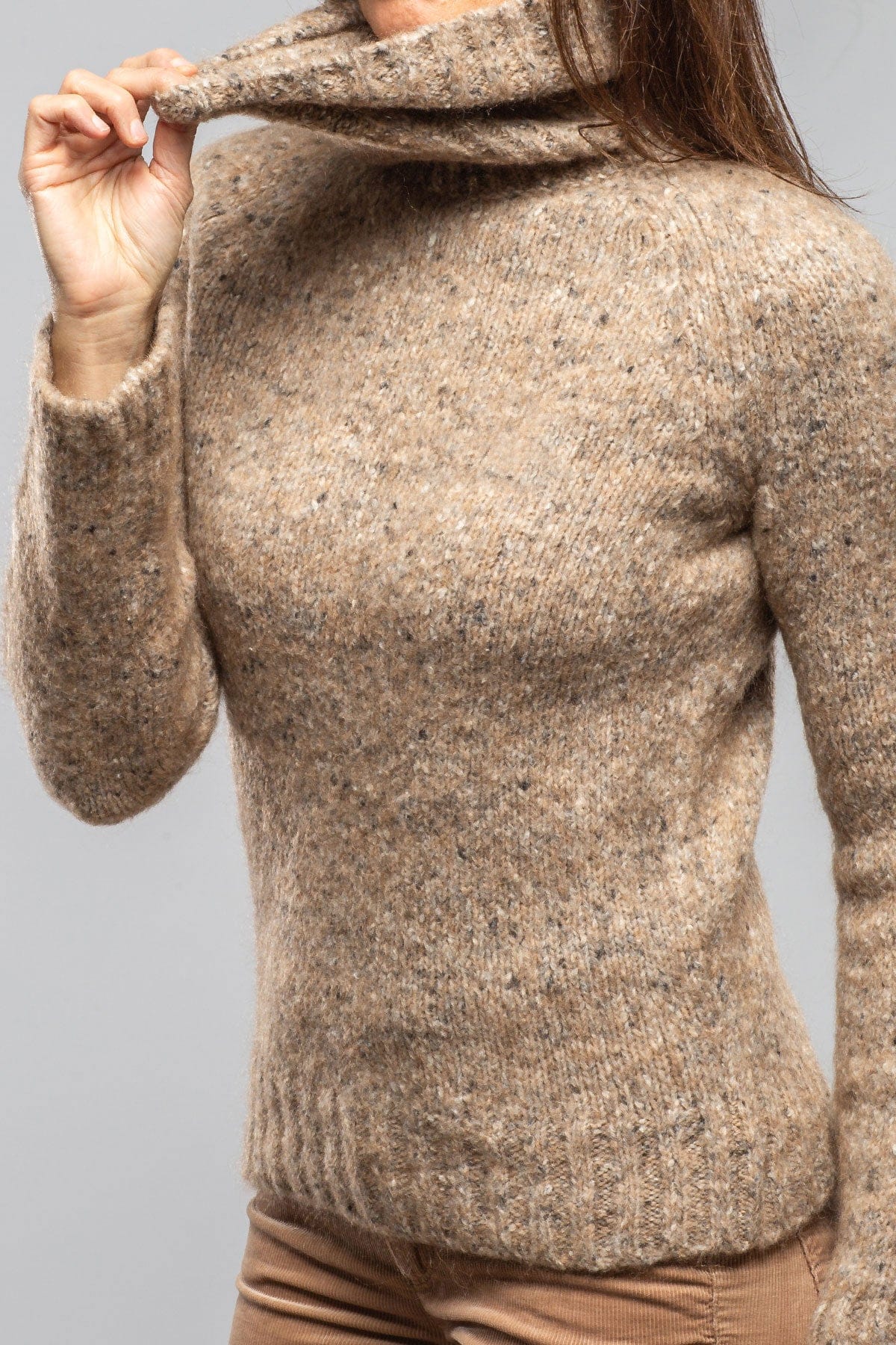 Axel's Country Collection Kildare Turtleneck Sweater In Visone Ladies - Sweaters
