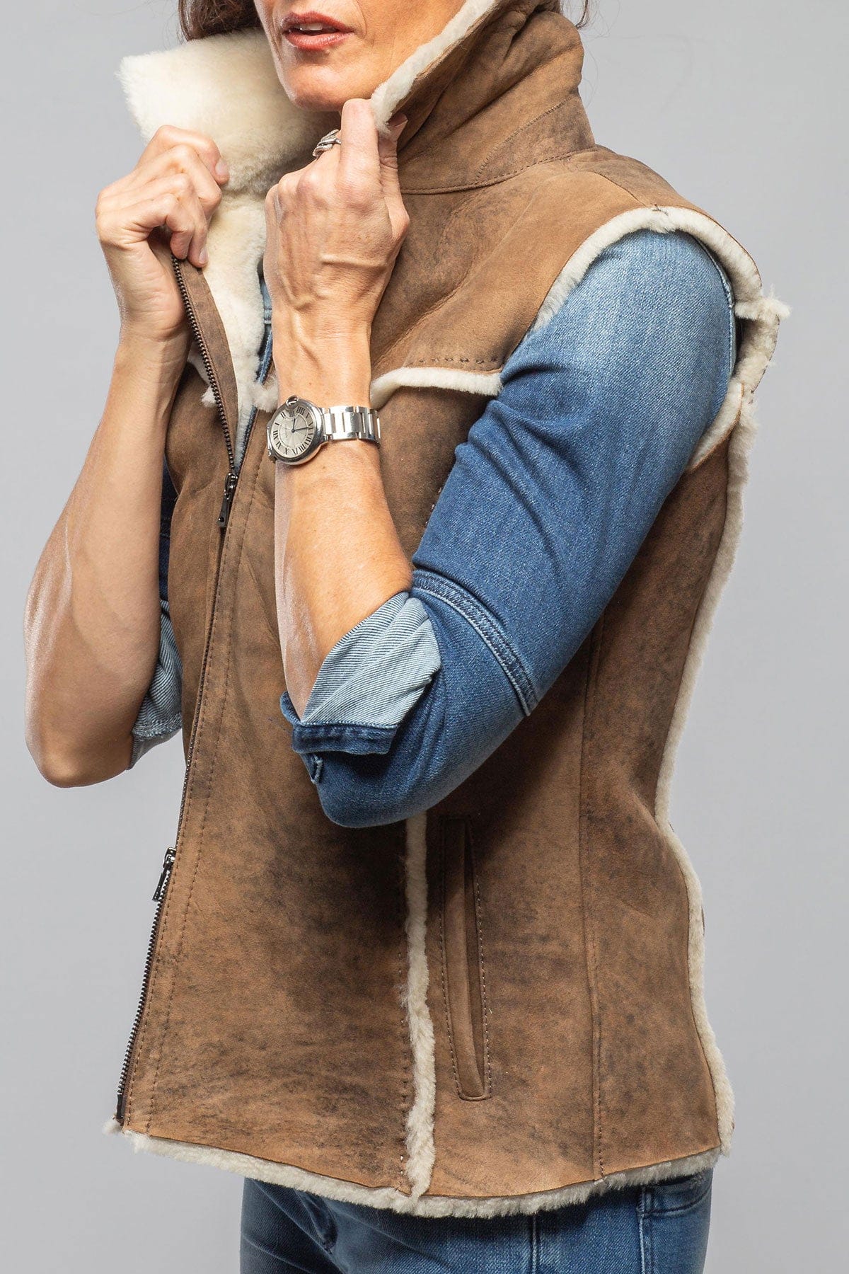 Axel's Florence Collection Brandy Shearling Vest In Vintage Tobacco Ladies - Outerwear - Shearling