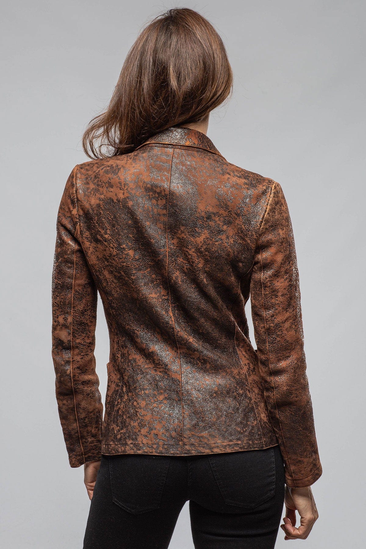 Axel's-Garr Greta Distressed Leather Blazer In Tobacco Ladies - Outerwear - Leather