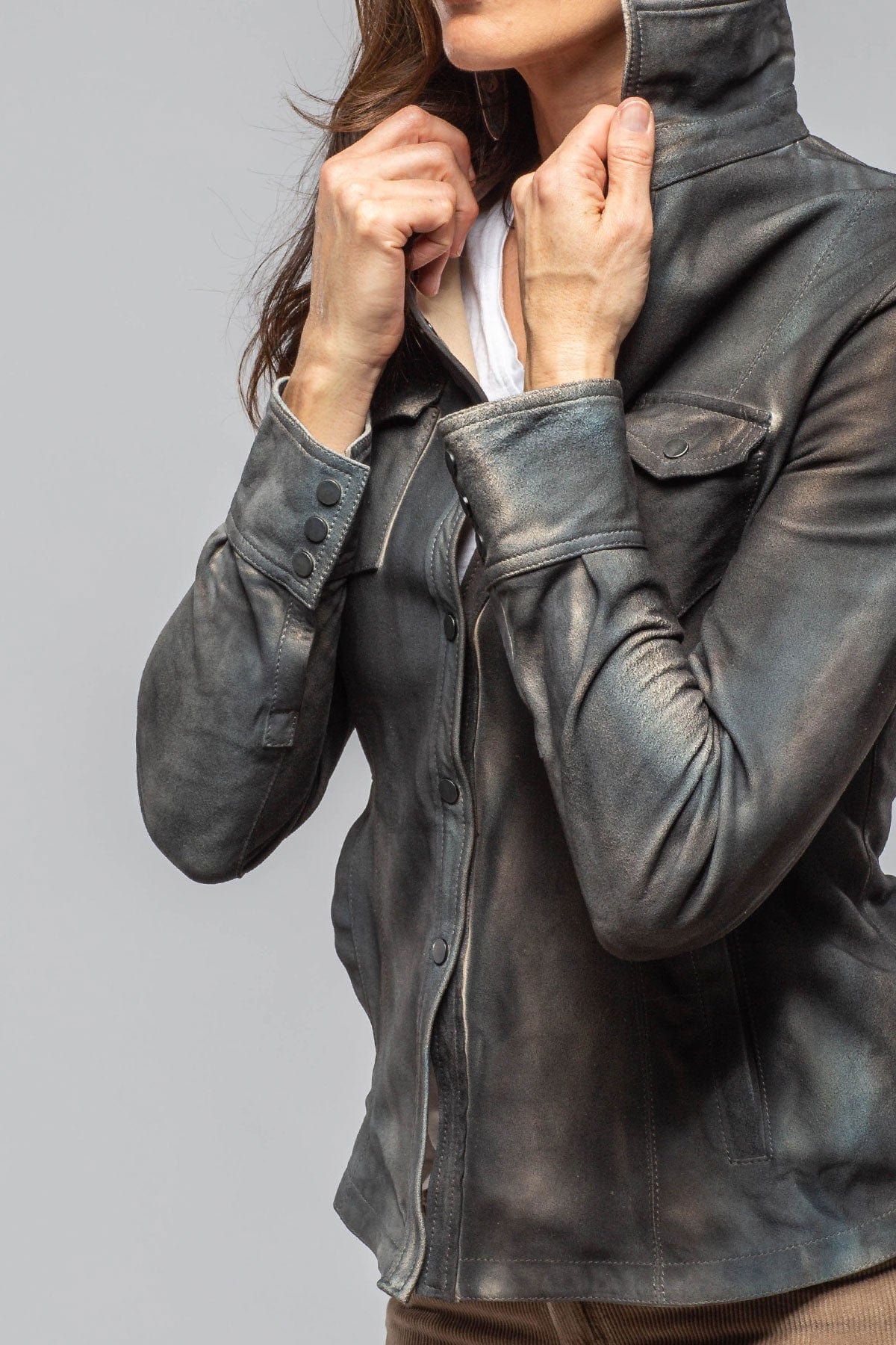 Axel's Renegade Yarrow Washed Suede Shirt In Charred Wood | Ladies - Outerwear - Leather