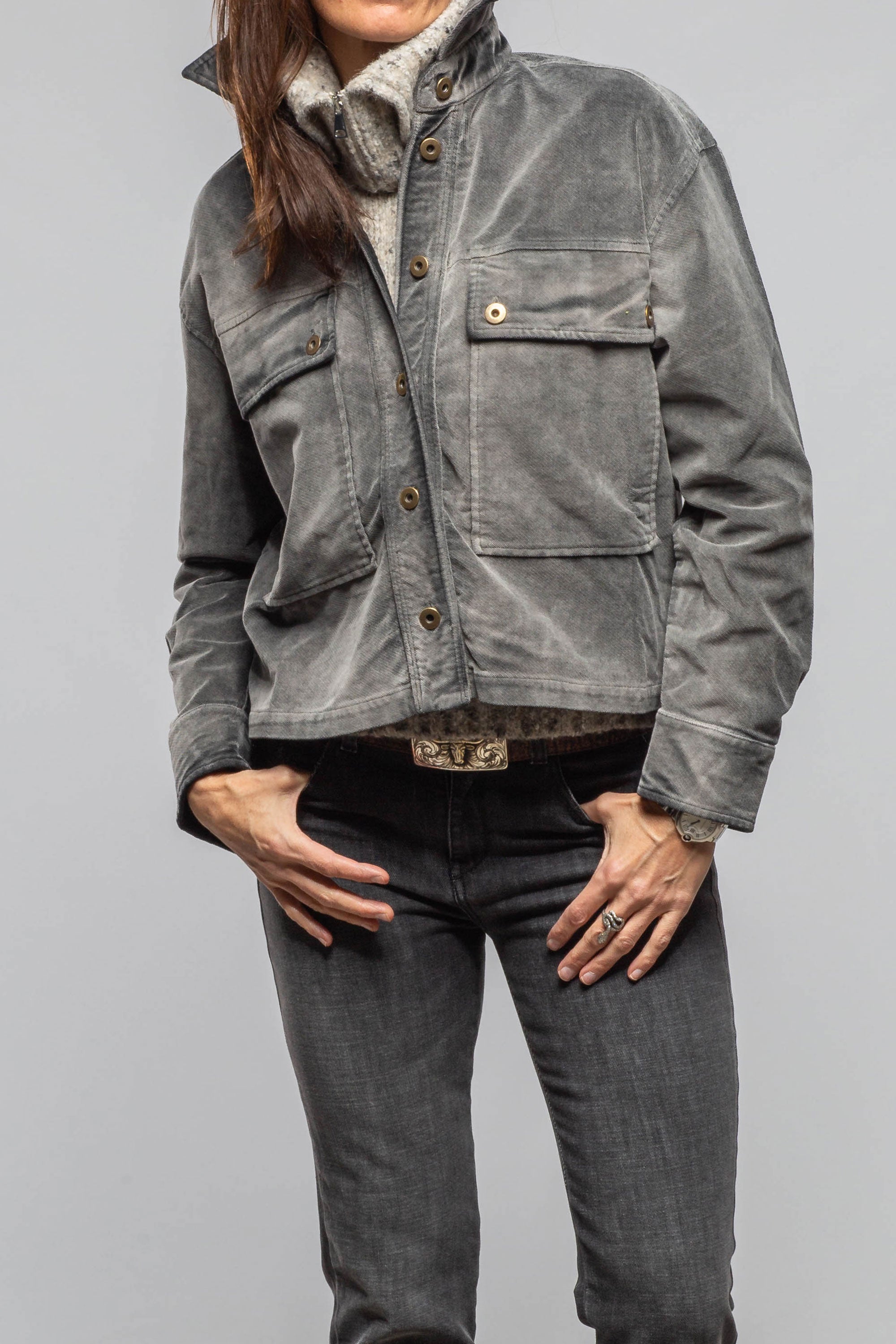 Axel's Premium Denim Betel Short Moleskin Jacket In Anthracite Ladies - Outerwear - Lightweight