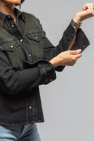 Axel's Premium Denim Dakota Western Knit Shirt In Iguana Overdye Ladies - Snap Shirts