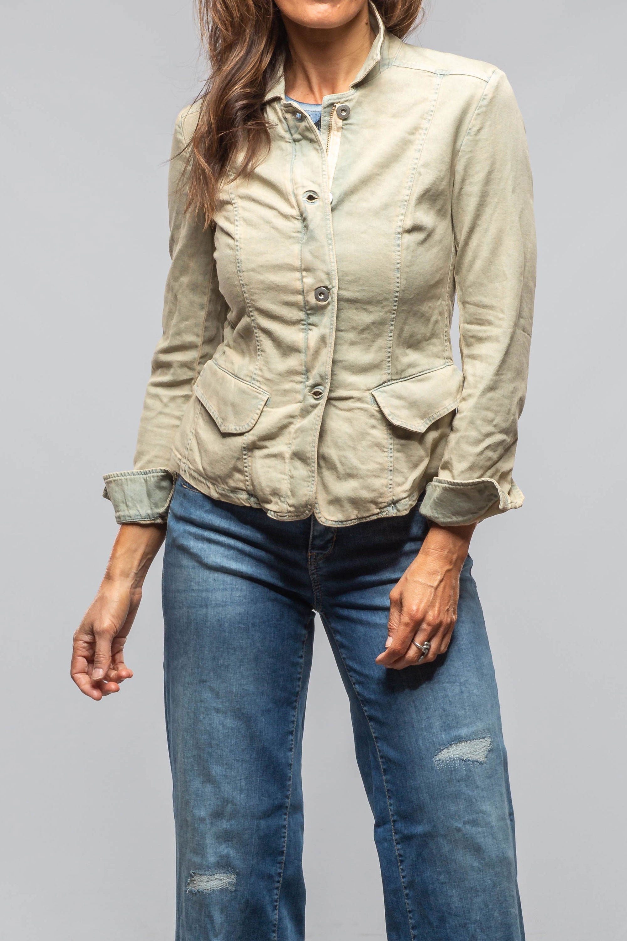 Axel's Premium Denim Evelyn Chambray Blazer In Natural Vintage Ladies - Outerwear - Lightweight