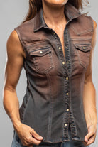 Axel's Premium Denim June Sleeveless Denim Snap Shirt In Desert Overdye Ladies - Snap Shirts