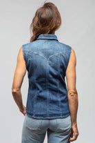 Axel's Premium Denim June Sleeveless Denim Snap Shirt In Mid Blue Ladies - Snap Shirts