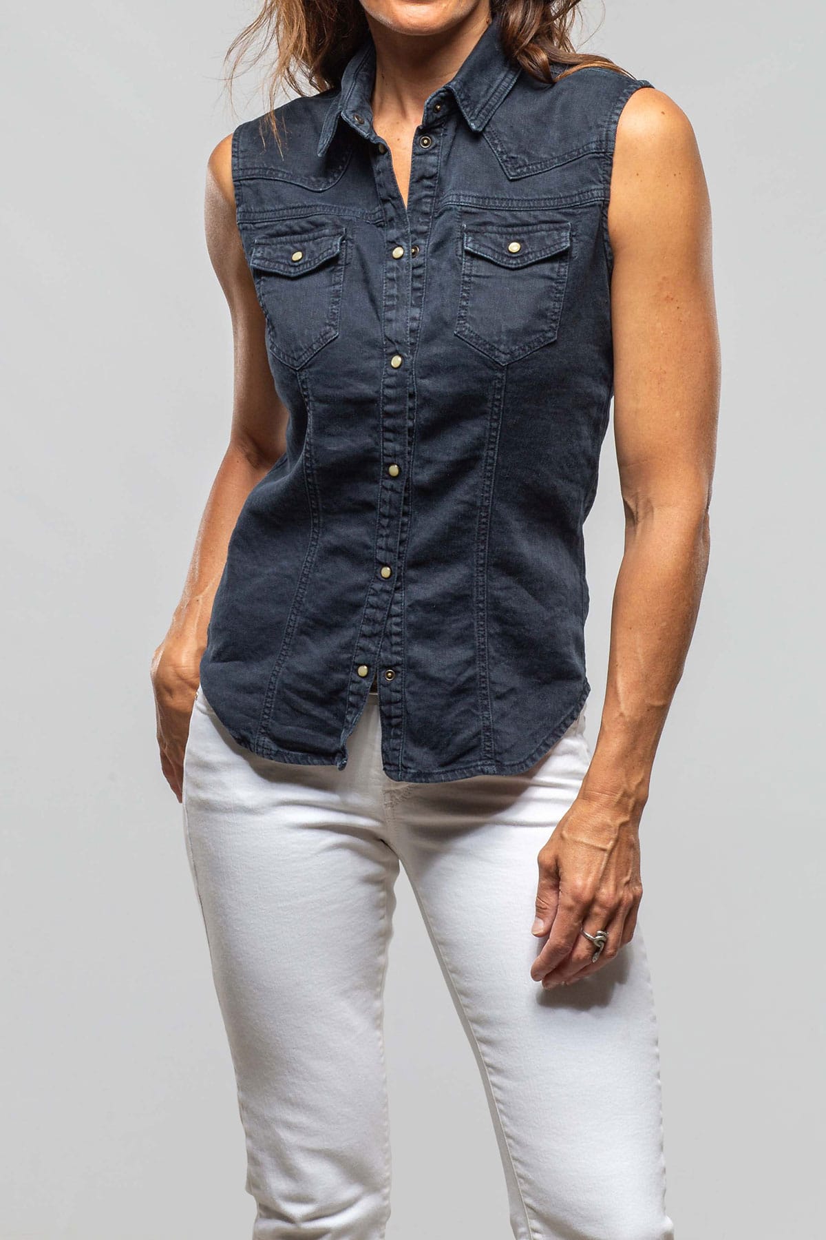 Axel's Premium Denim | June Sleeveless Linen-Cotton Snap Shirt In