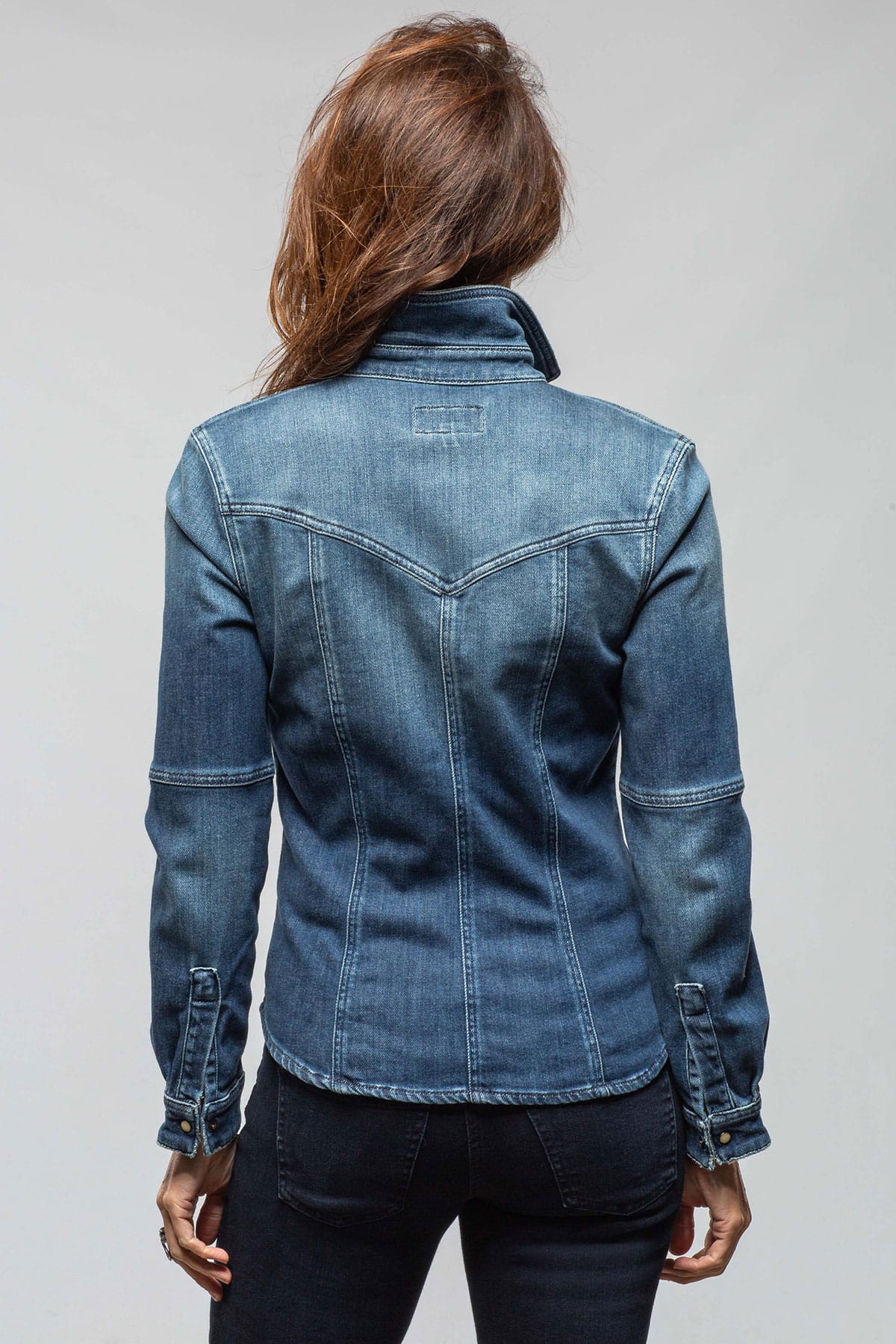 Maddi Fitted Western Shirt in Mid Dark Blue - AXEL'S