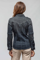 Maddi Fitted Western Snap Shirt In Antracite - AXEL'S