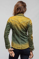 Maddi Fitted Western Snap Shirt In Marigold - AXEL'S
