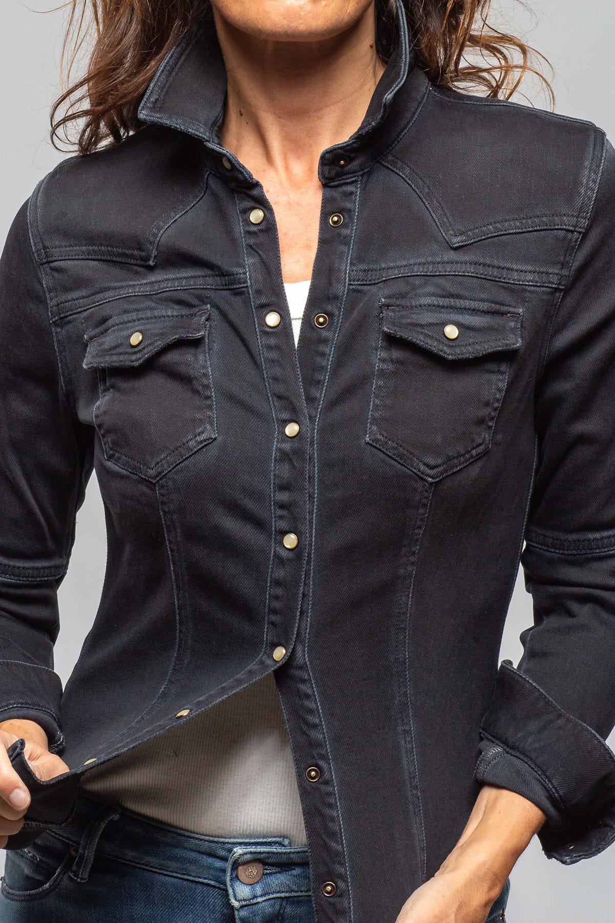 Axel's Premium Denim Maddi Fitted Western Snap Shirt In Nero
