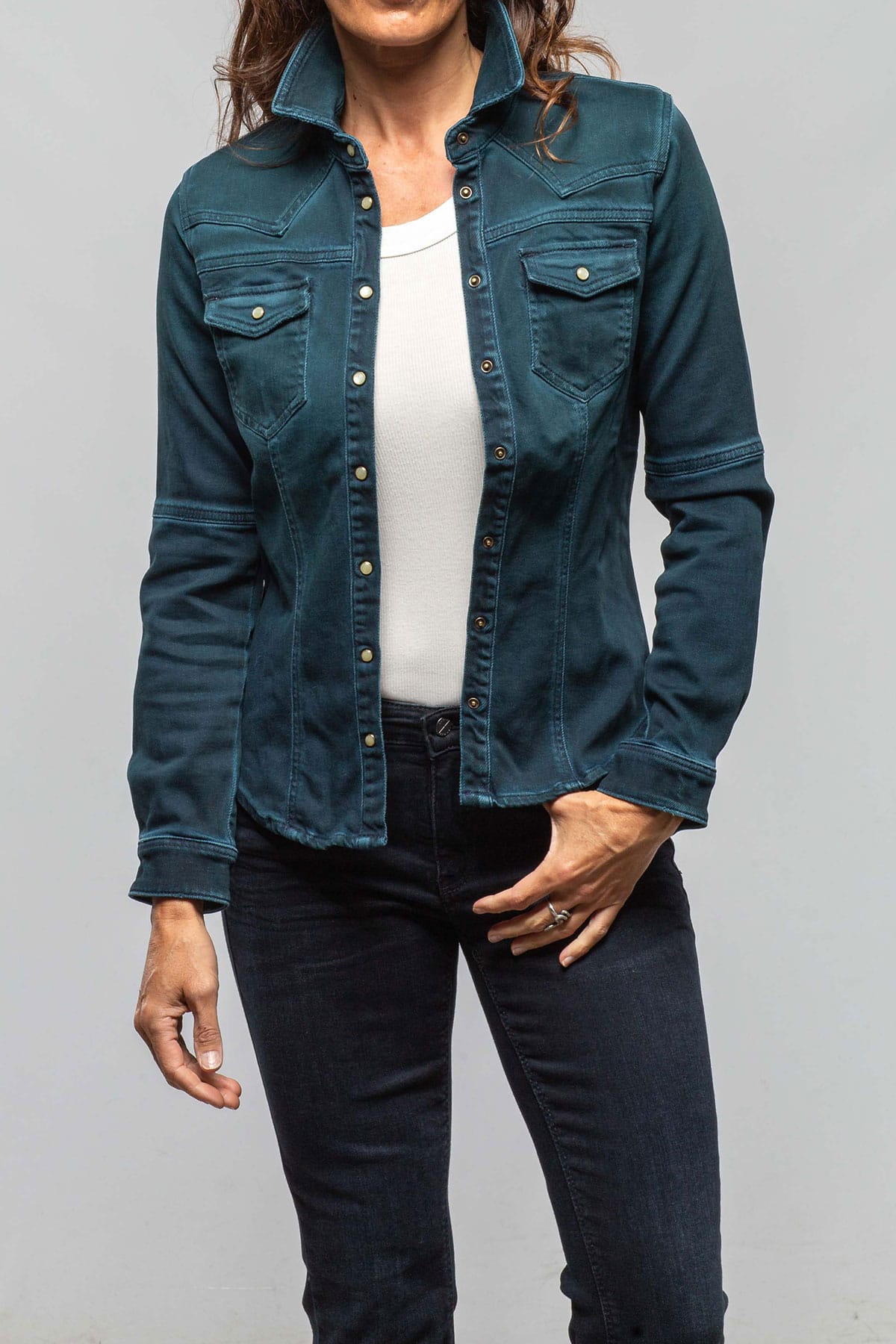 Maddi Fitted Western Snap Shirt In Petrol Over Dye - AXEL'S
