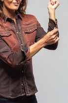 Maddi Fitted Western Snap Shirt In Ruggine Over Dye - AXEL'S