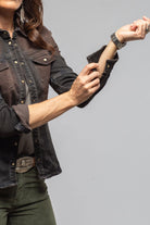 Maddi Fitted Western Snap Shirt In Wenge Over Dye - AXEL'S
