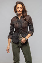 Maddi Fitted Western Snap Shirt In Wenge Over Dye - AXEL'S