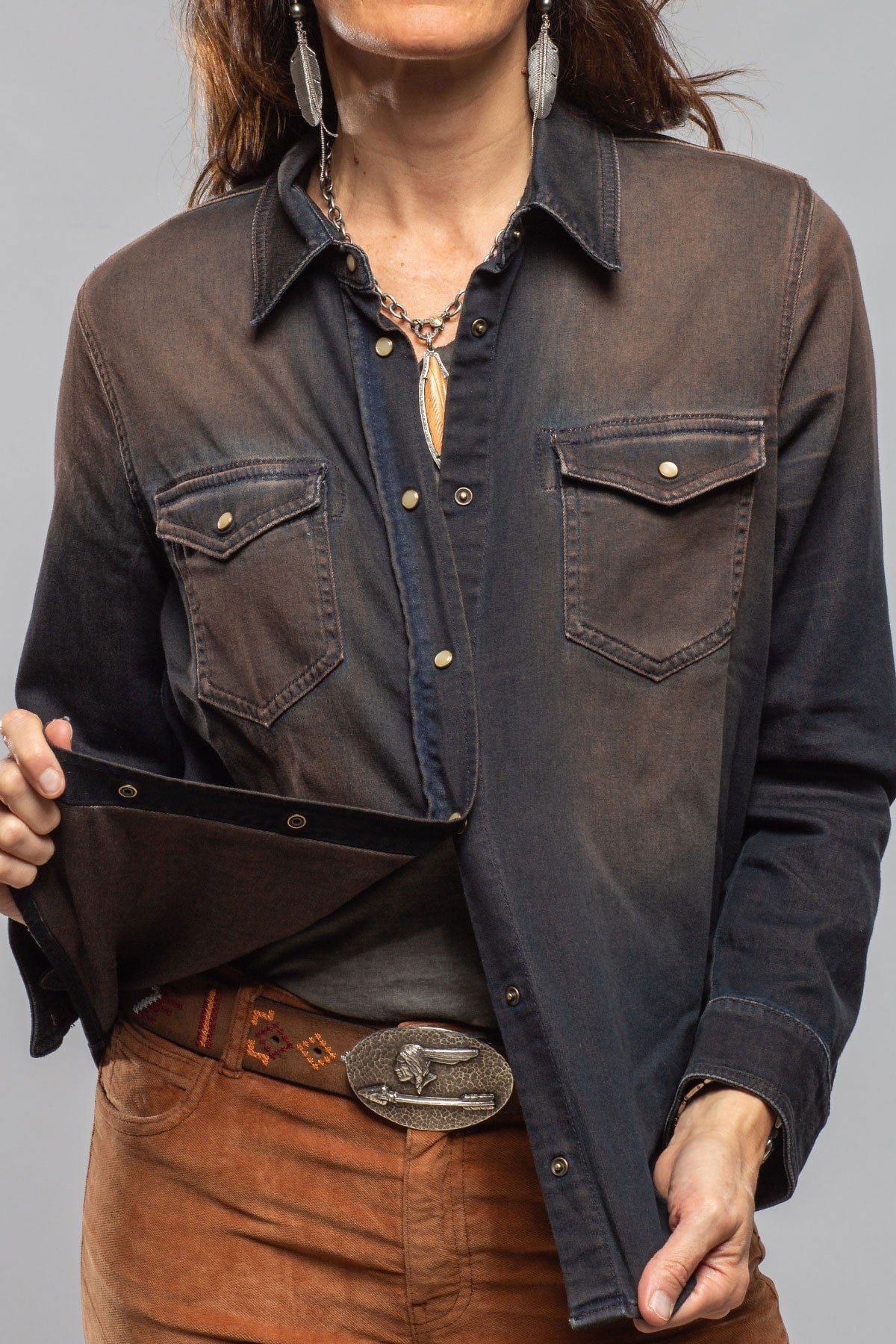 Axel's Premium Denim Ricky Western Chambray Shirt In Desert