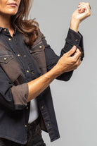 Axel's Premium Denim Ricky Western Chambray Shirt In Desert Overdye Ladies - Snap Shirts