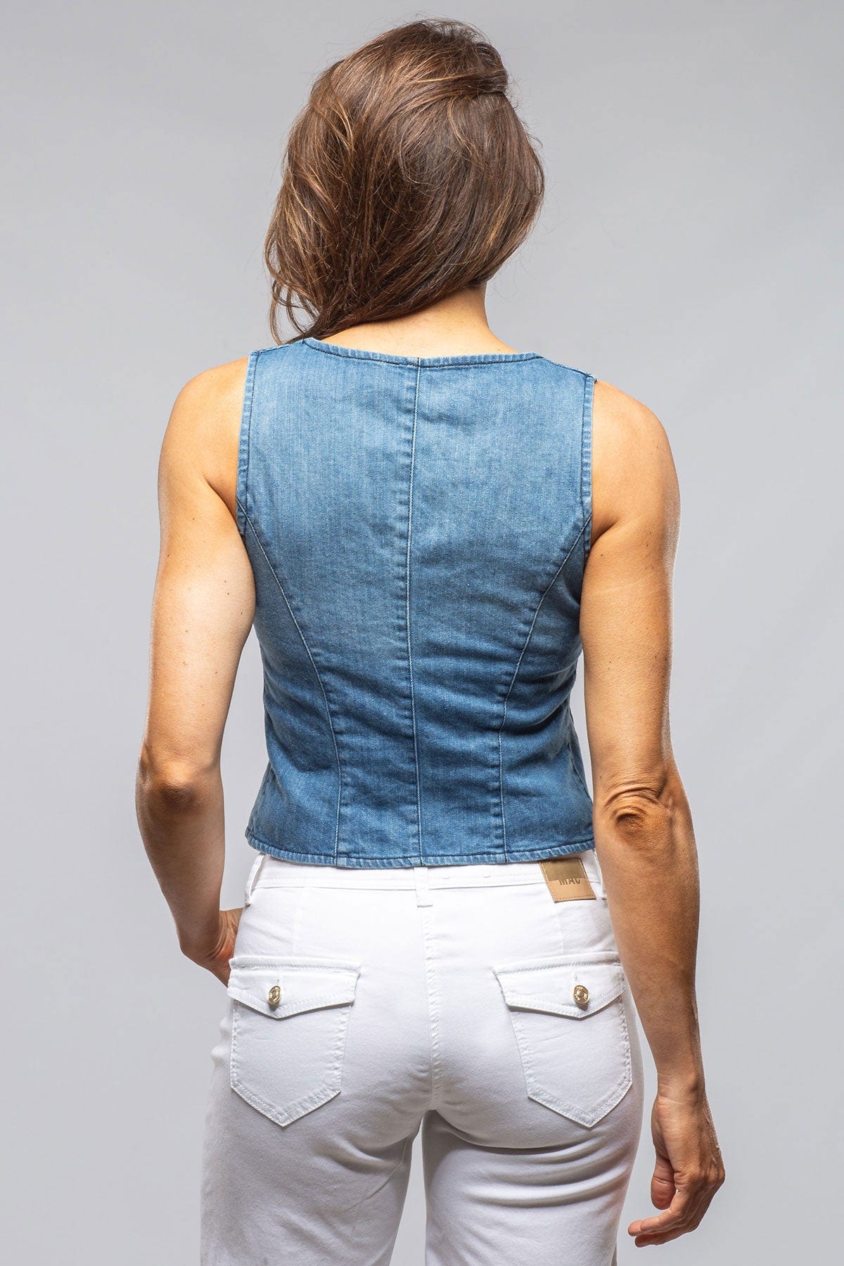 Axel's Premium Denim Scottie Short Denim Vest In Light Blue Vintage | Ladies - Tops