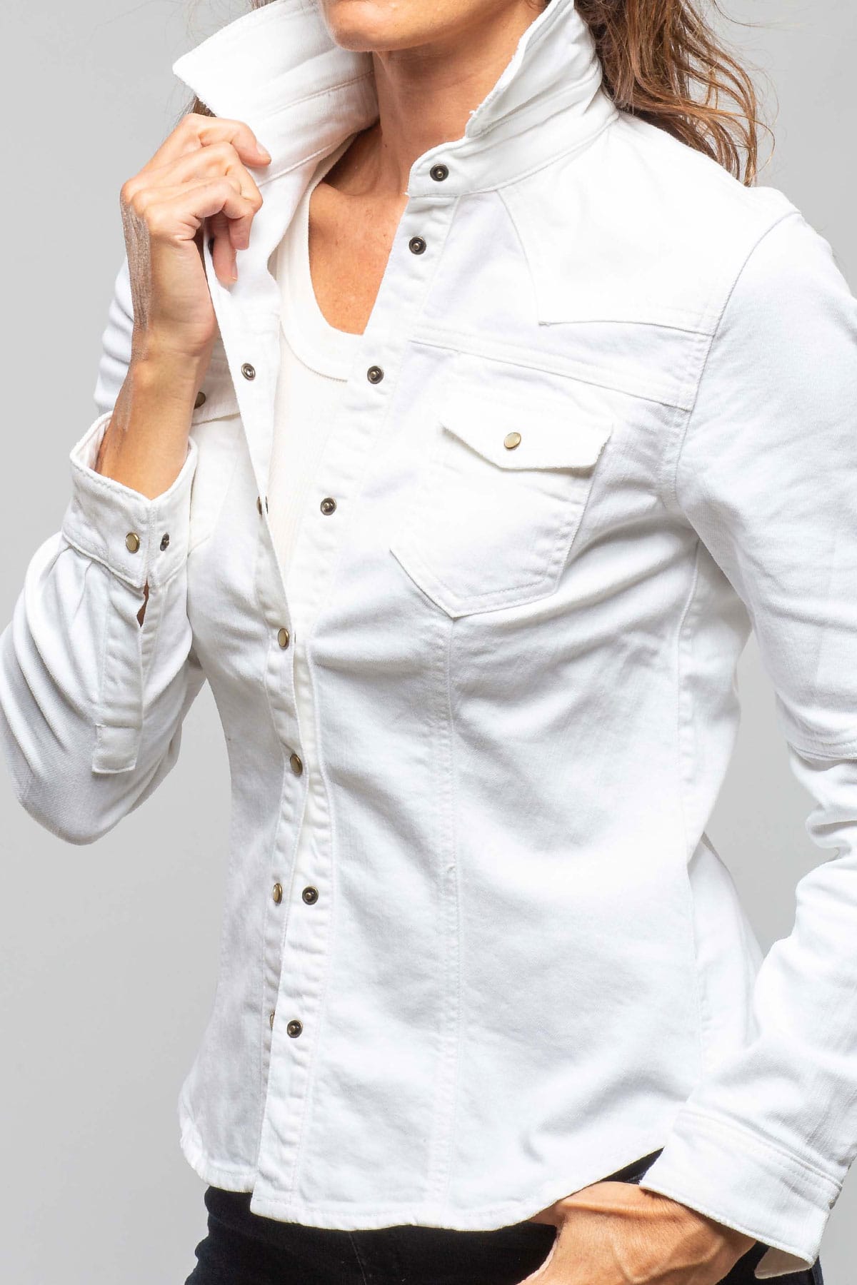 COTTON ASA WHITE DENIM SHIRT/シャツ Axel's Premium Denim Sweetwater Denim Shirt In White | Axel's of Vail