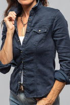 Axel's Premium Denim Yarmony Linen-Cotton Snap Shirt In Blu Di Prussia Ladies - Snap Shirts