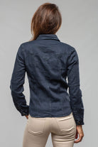 Axel's Premium Denim Yarmony Linen-Cotton Snap Shirt In Blu Di Prussia Ladies - Snap Shirts