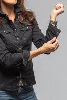 Axel's Premium Denim Yarmony Linen-Cotton Snap Shirt In Nero Ladies - Snap Shirts