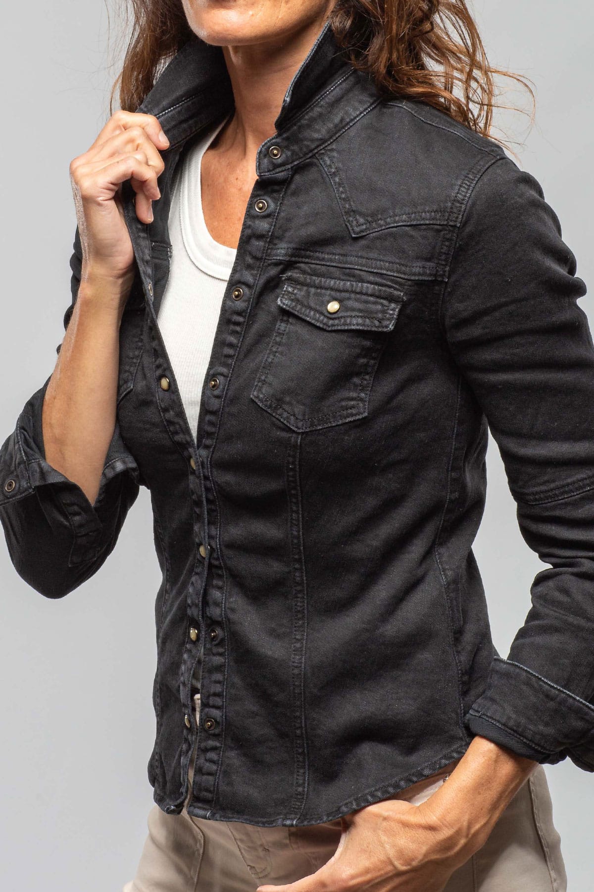 Yarmony Linen-Cotton Snap Shirt In Nero - AXEL'S