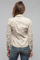 Axel's Premium Denim Yarmony Linen-Cotton Snap Shirt In Sasso Ladies - Snap Shirts