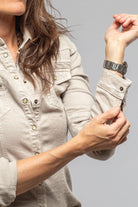 Axel's Premium Denim Yarmony Linen-Cotton Snap Shirt In Sasso Ladies - Snap Shirts