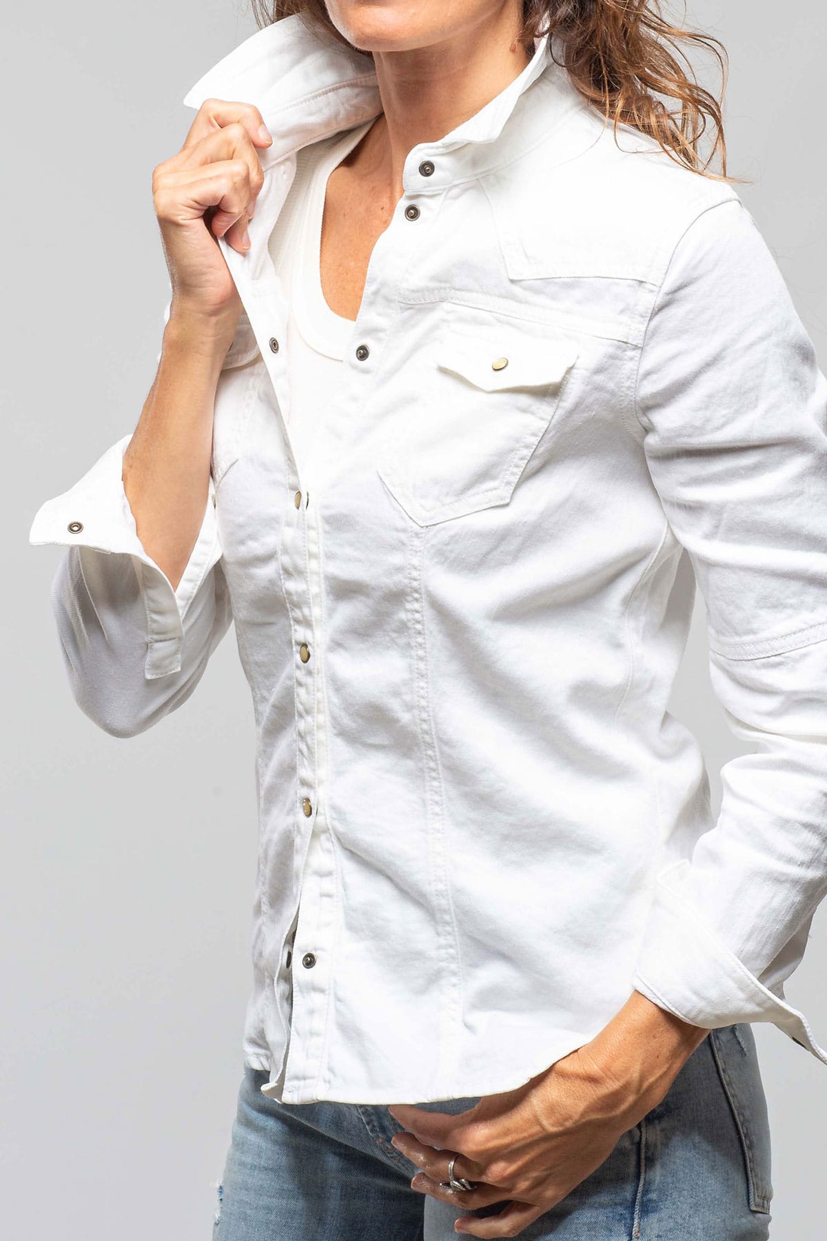 Yarmony Linen-Cotton Snap Shirt In White - AXEL'S