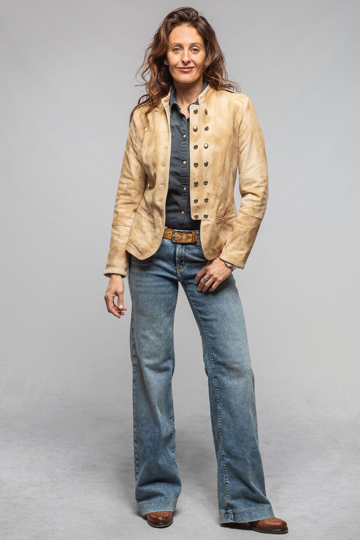 Colonel Suede Jacket In Natural - AXEL'S