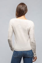 Cara Scoop Neck Cashmere Sweater In Stucco - AXEL'S