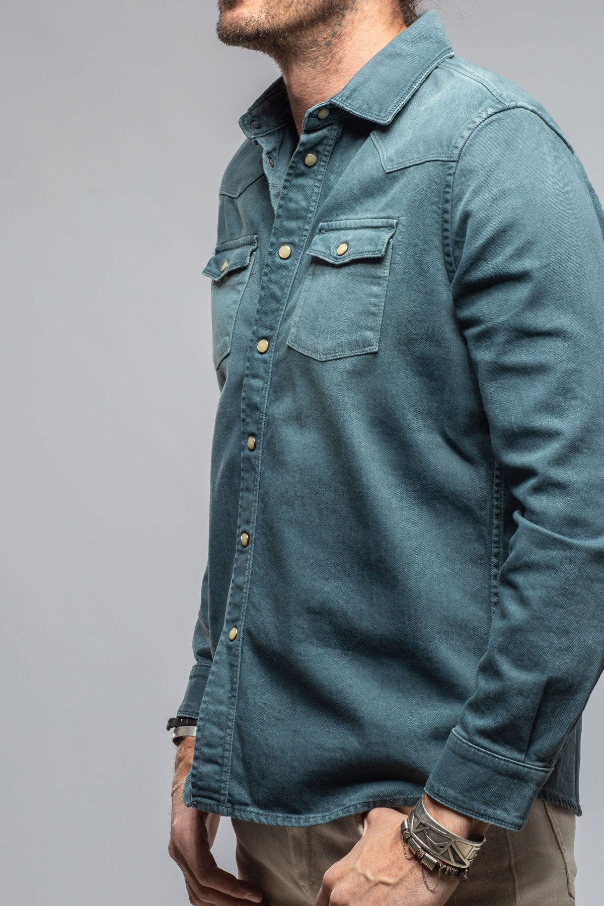 Ranger Colored Denim Snap Shirt In Ottanio - AXEL'S