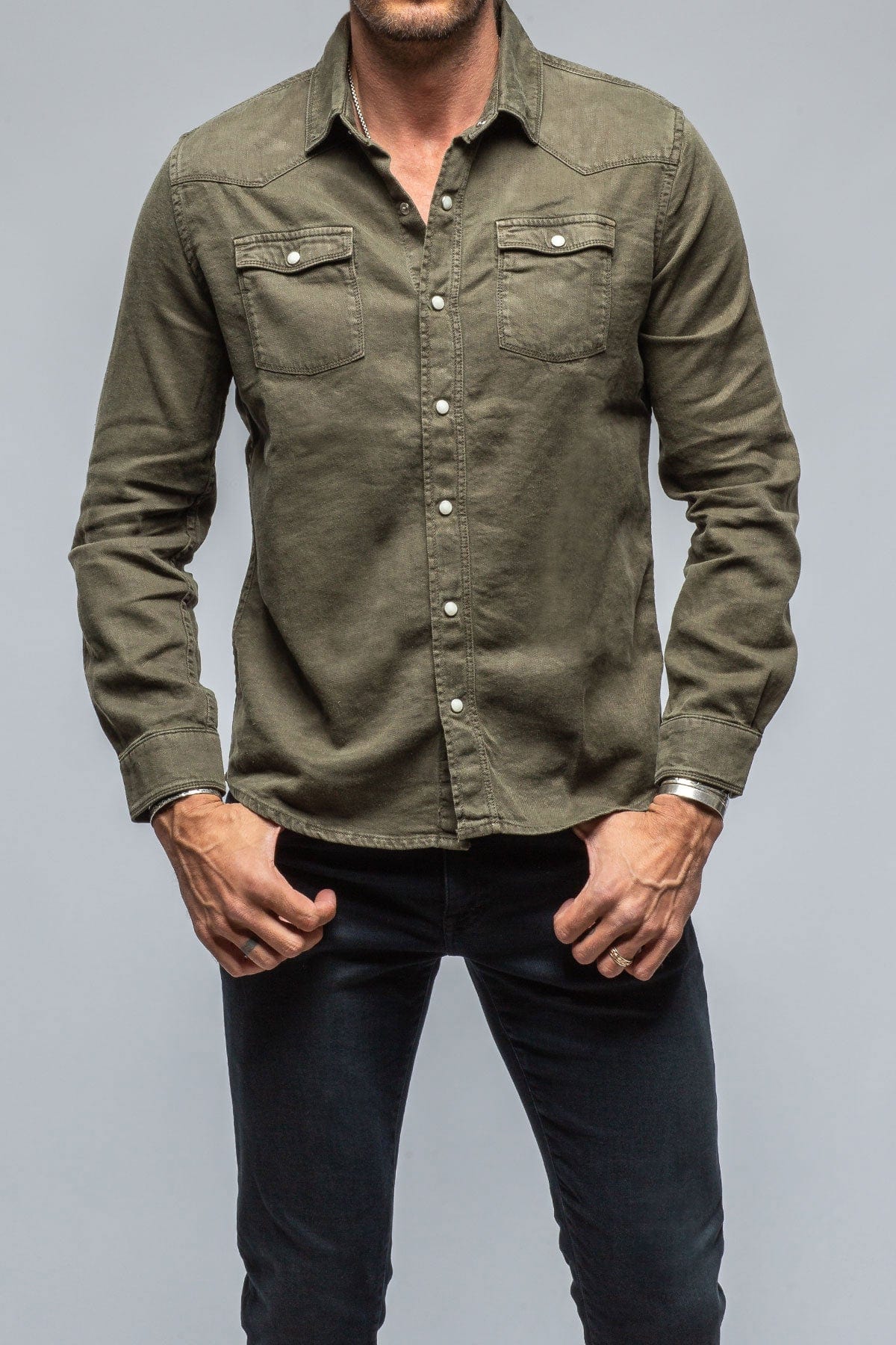 Sullivan Linen Cotton Snap Shirt In Army - AXEL'S