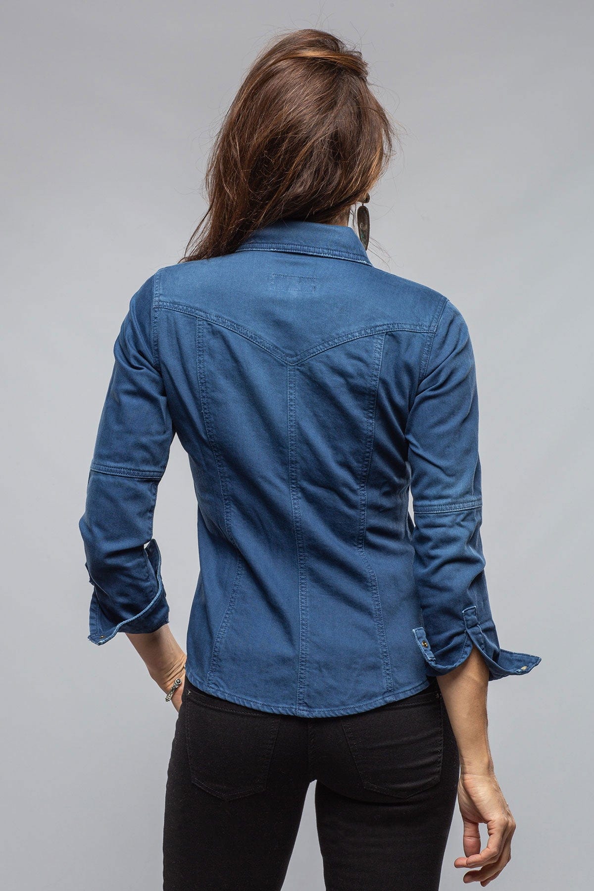 Sweetwater Denim Snap Shirt In Indaco - AXEL'S